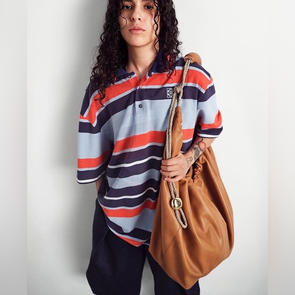 Loewe - Picture 3 of 3